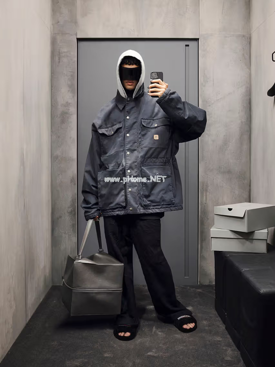 Balenciaga 2022 秋冬秀场 / 2023 秋冬型录