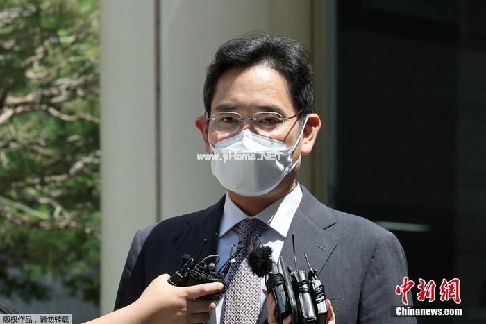 韩国尹锡悦政府成立以来的首次总统特赦名单公布,三星电子副会长李在镕获得特赦和复权。 韩国尹锡悦政府成立以来的首次总统特赦名单公布,三星电子副会长李在镕获得特赦和复权。